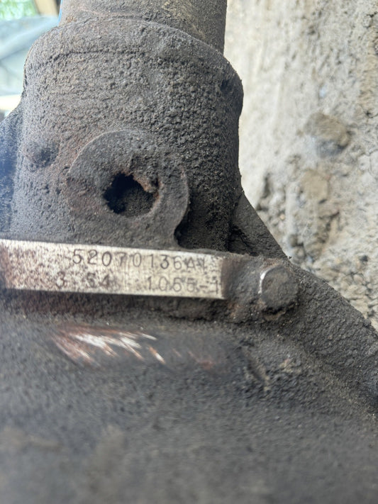2001 DODGE 3.54 Front Axle Assembly