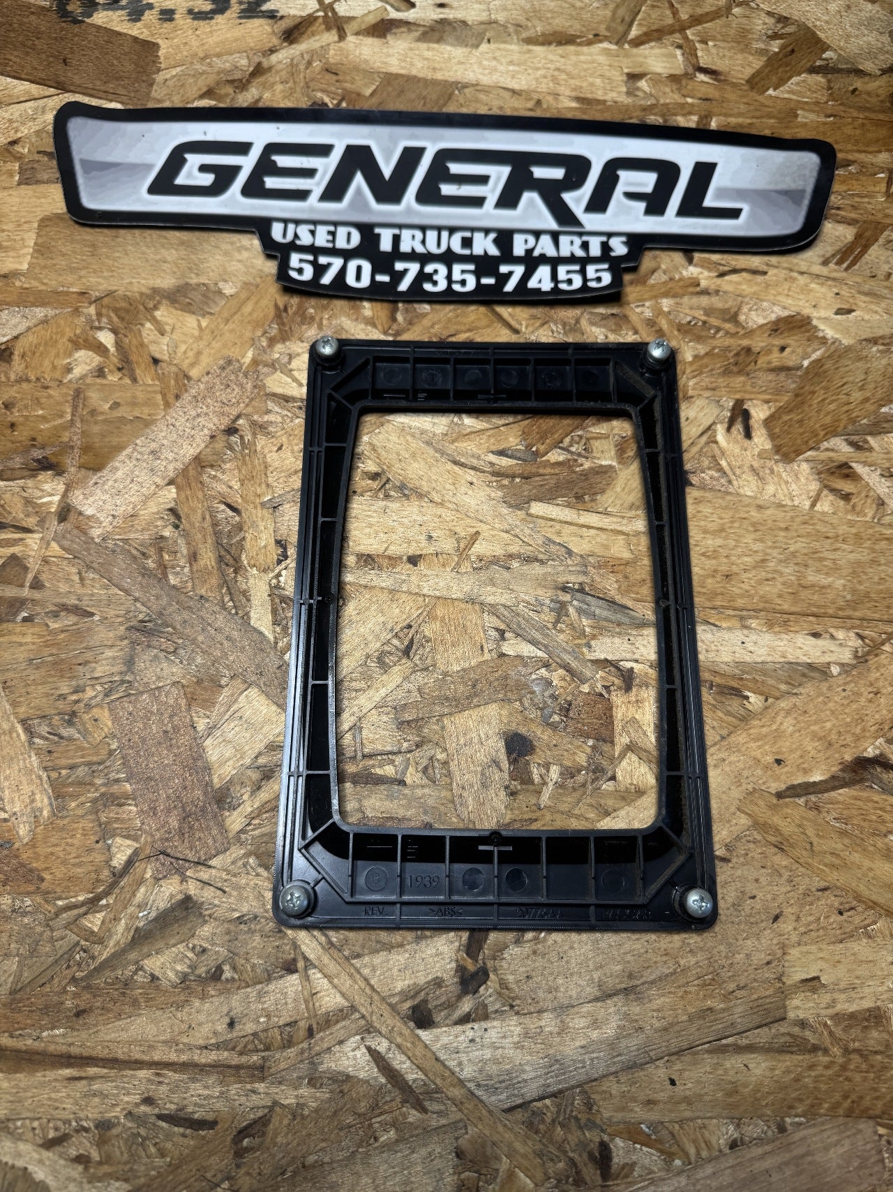 2009 KENWORTH GPS DASH PANEL W/ GAUGES Dashboard