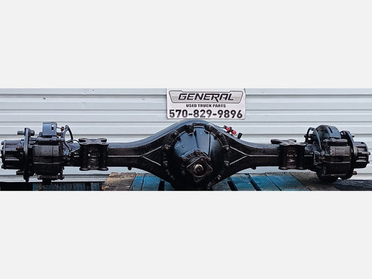 2012 MITSUBISHI FEC52S Rear Axle Assembly