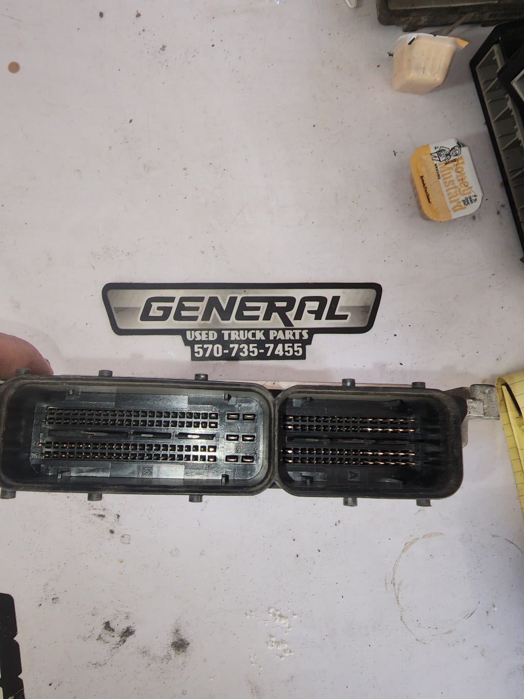 2013 MITSUBISHI FUSO ECM Engine Control Module