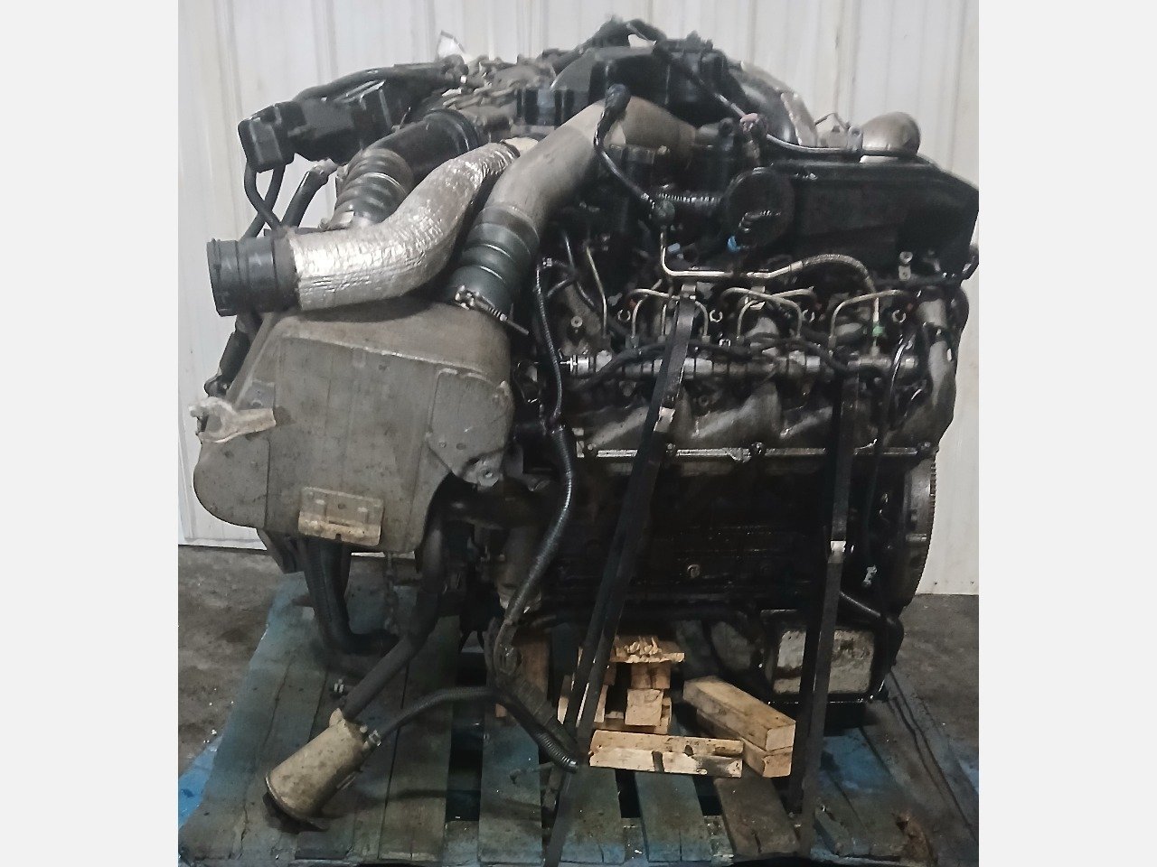  FORD F 350 Engine Assembly
