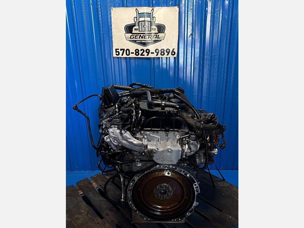 2014 MERCEDES-BENZ 2.1L Engine Assembly