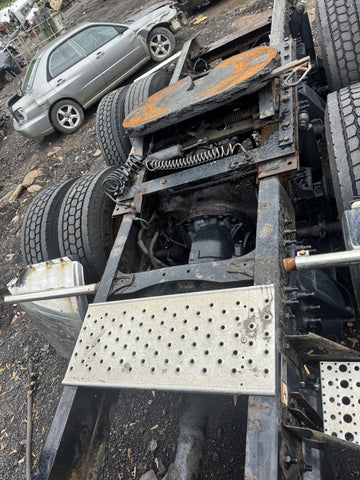 2017 FREIGHTLINER CASCADIA Cut Off Assembly