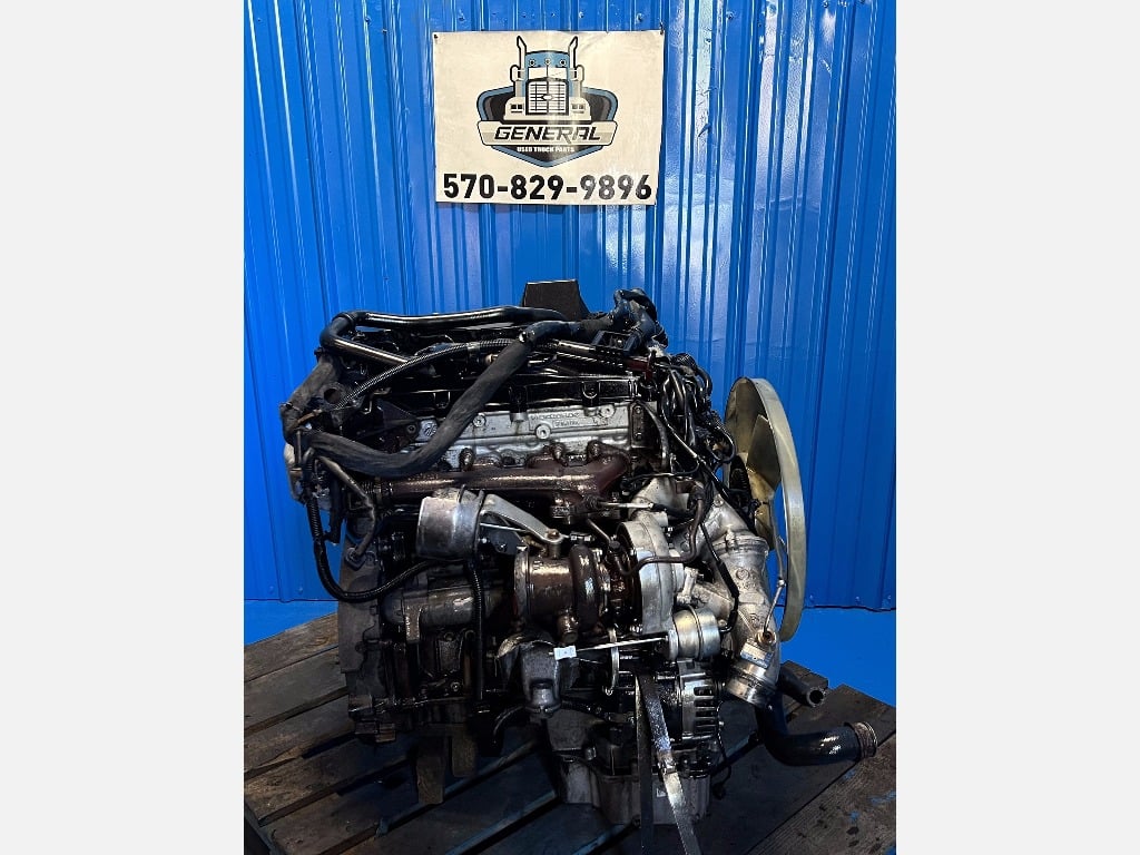 2014 MERCEDES-BENZ 2.1L Engine Assembly