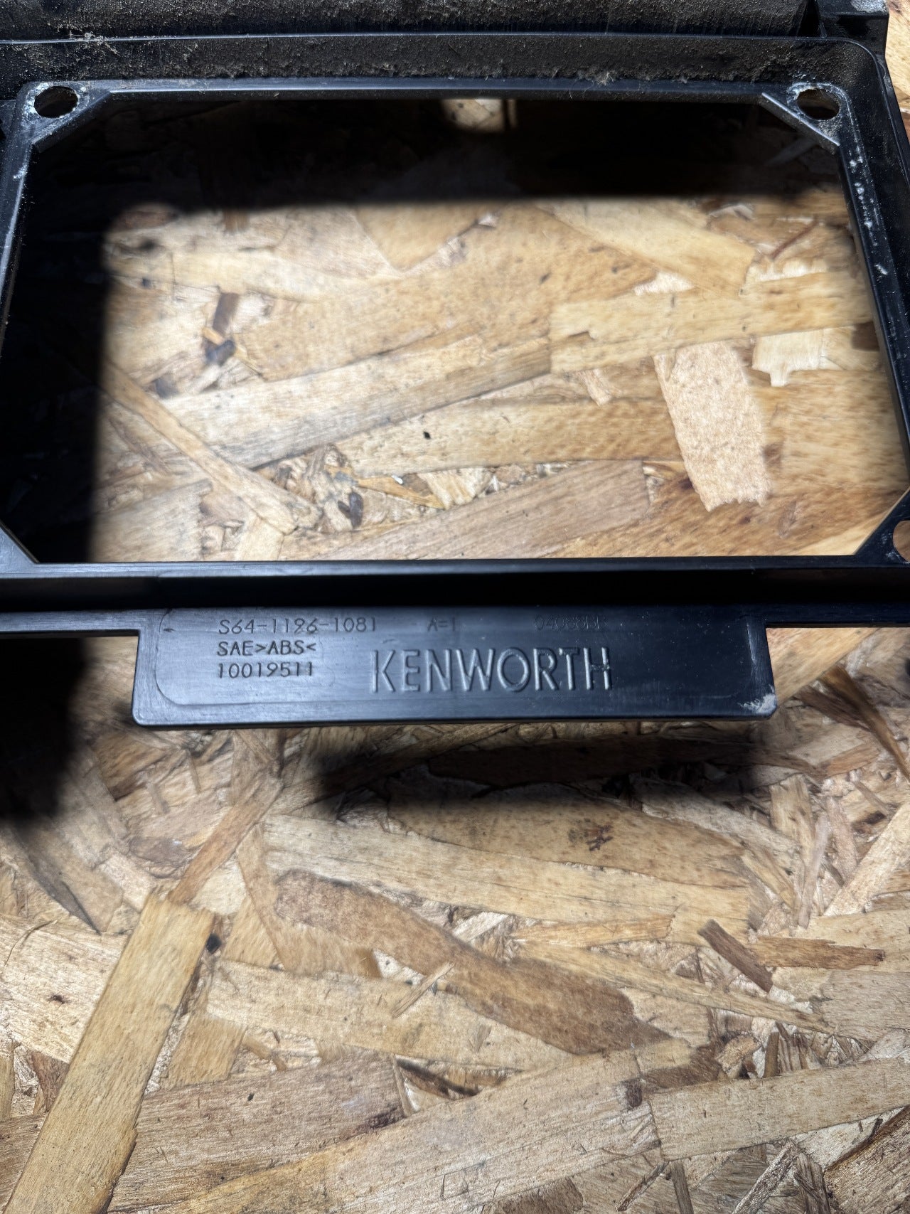 2009 KENWORTH GPS DASH PANEL W/ GAUGES Dashboard