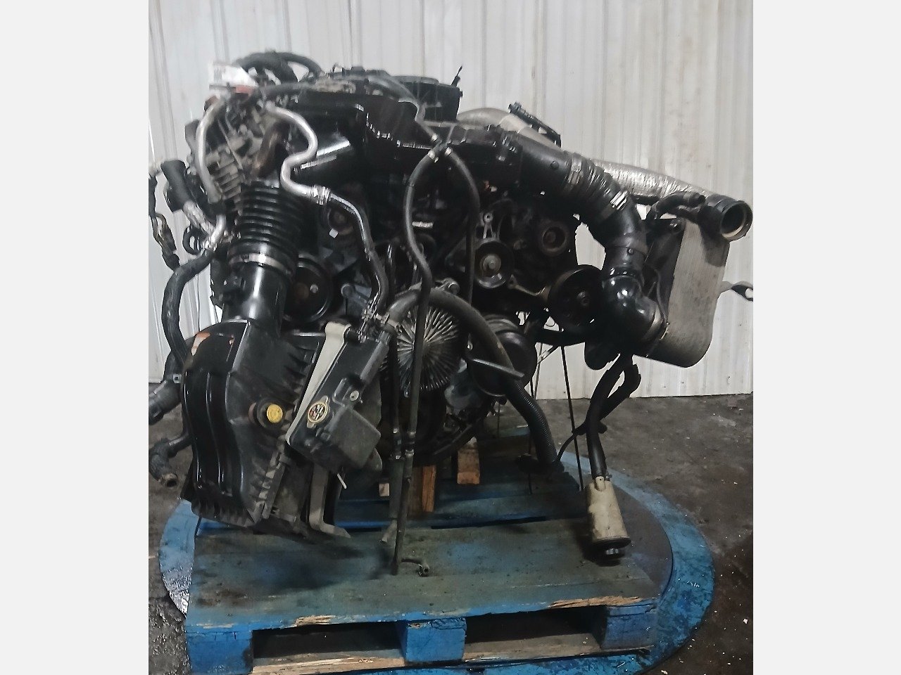  FORD F 350 Engine Assembly