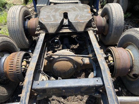 2010 FREIGHTLINER CASCADIA Cut Off Axle Assembly