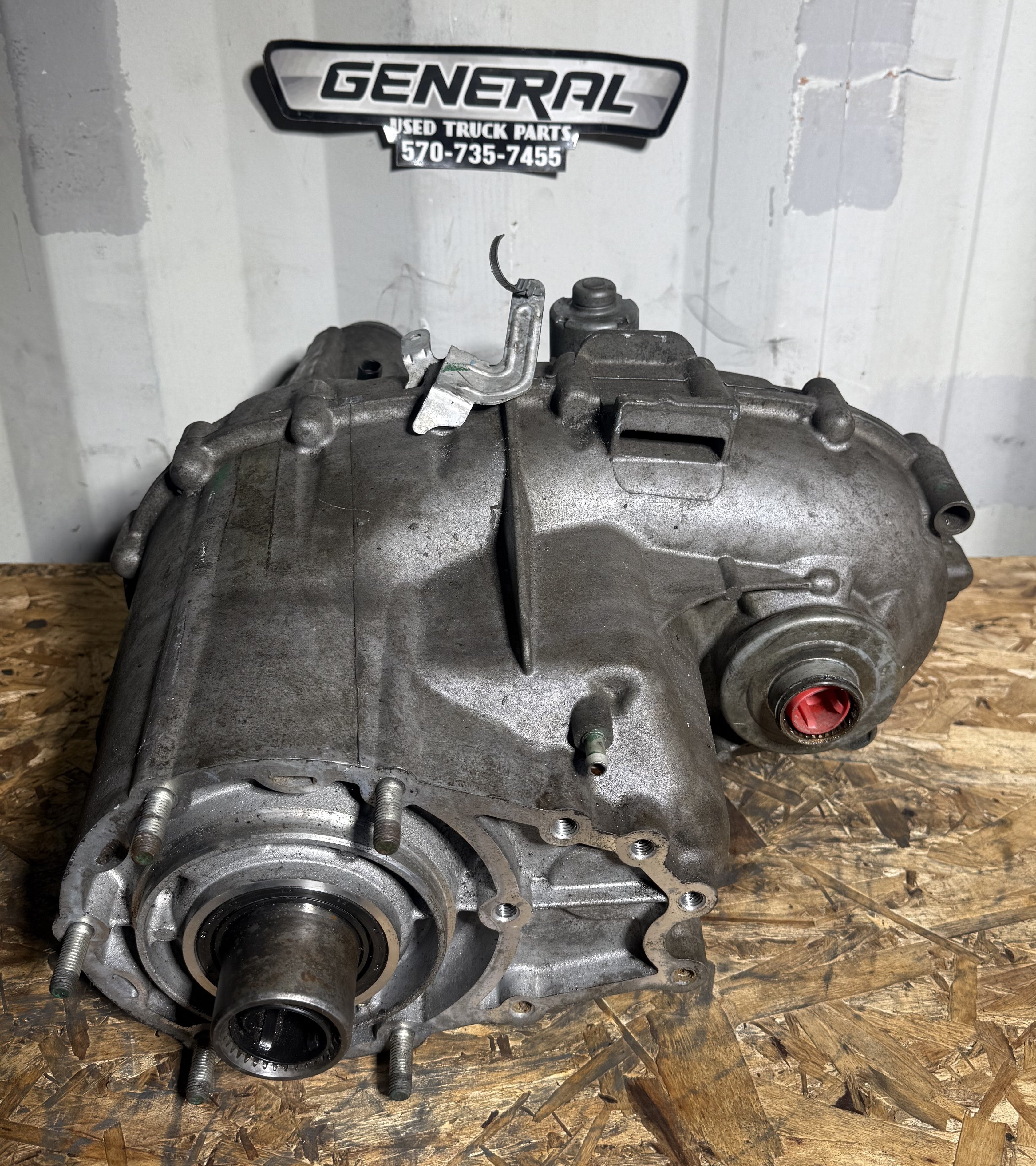 2012 CHEVROLET MP1626 Transfer Case Assembly