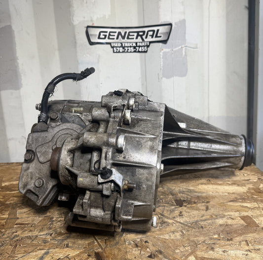 2002 CHEVROLET 263XHD Transfer Case Assembly
